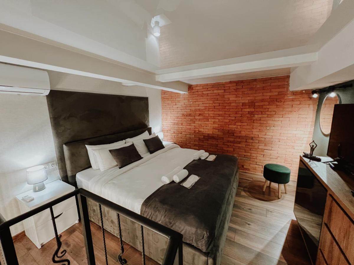 Luxury Duplex Suites - City Center Tbilisi Exterior photo
