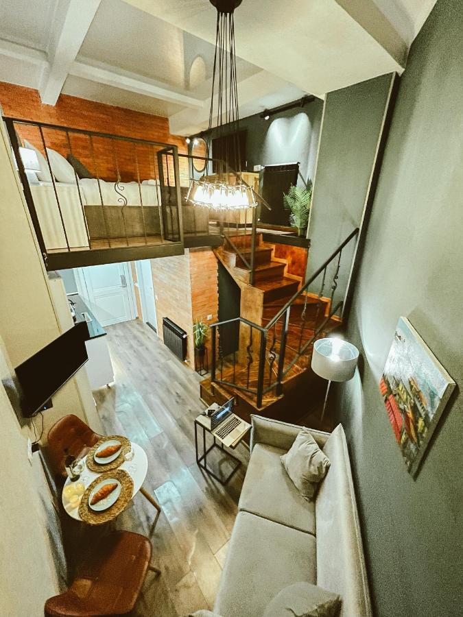 Luxury Duplex Suites - City Center Tbilisi Exterior photo